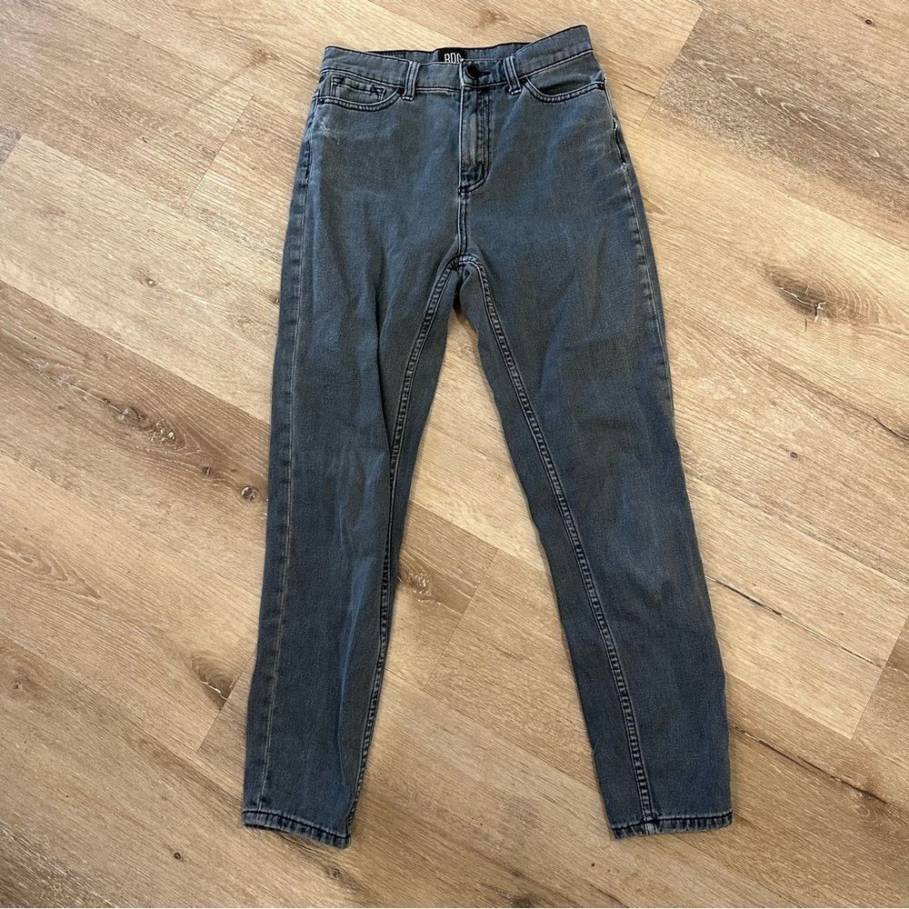 BDG MOM HIGH RISE JEAN - Washed black color - Size 24